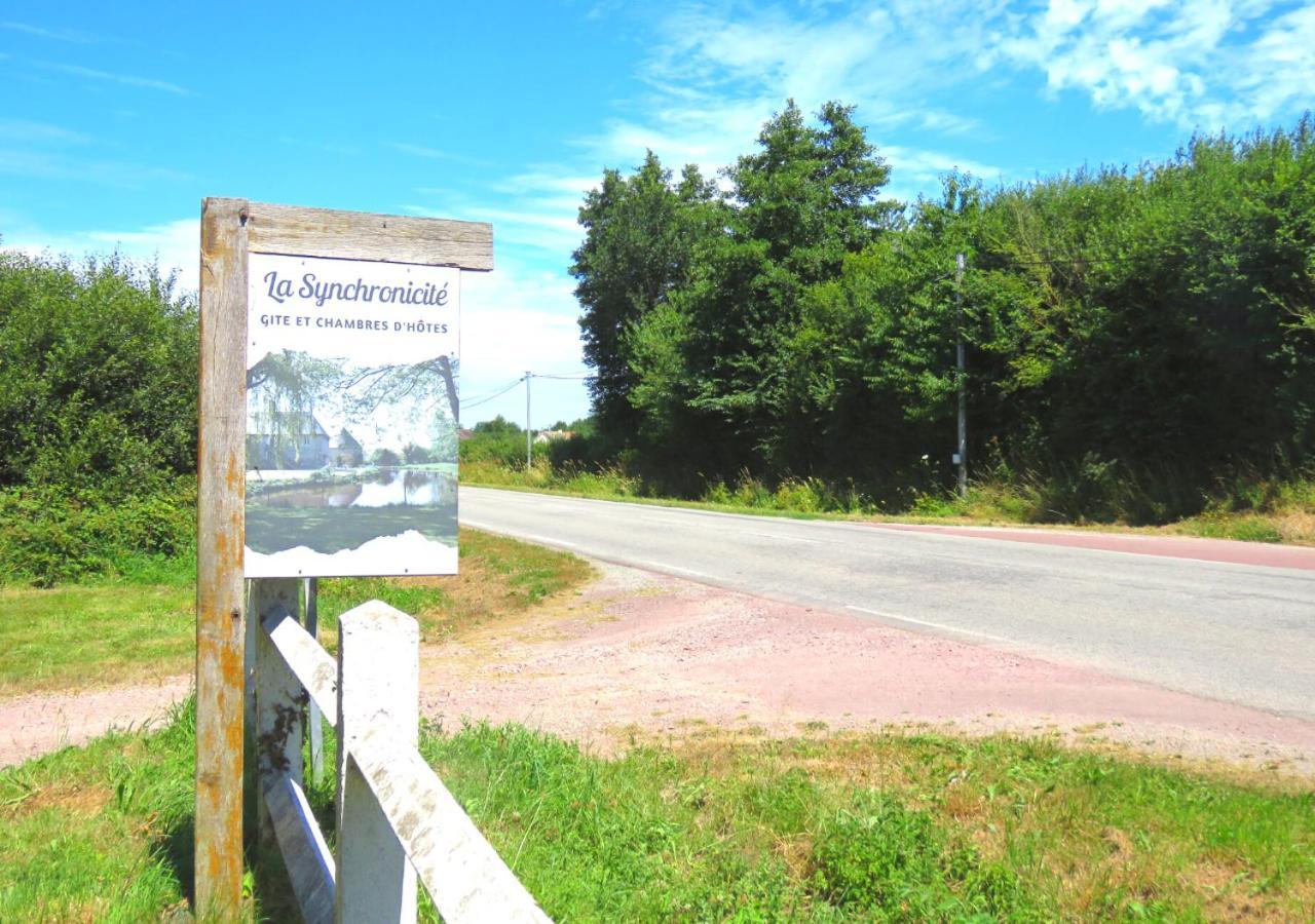 La Synchronicite - Chambres D'Hotes Saint-Sauveur-Villages Zewnętrze zdjęcie